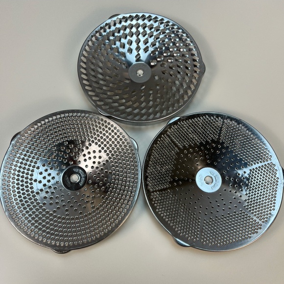 OXO Good Grips Food Mill 3-in-1 Design Fine Medium Course Purées Stainless Steel - Picture 8 of 14